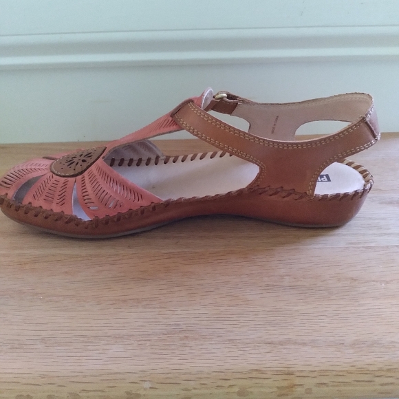 Pickolinos Spanish Leather Sandals - Picture 2 of 8
